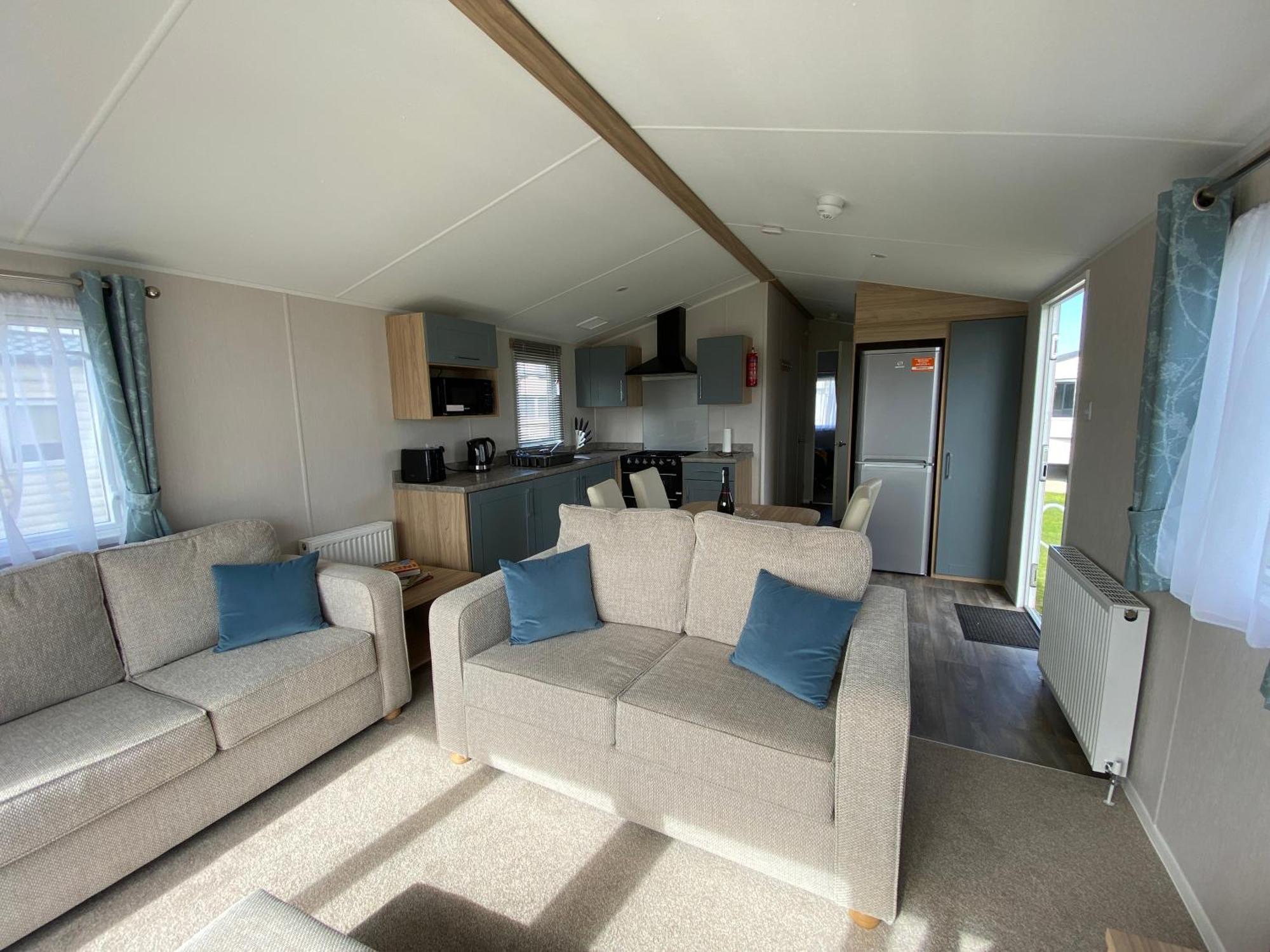 Verbzen Holiday Caravan At St Osyth Beach, Clacton-On-Sea By Verb Holidays Saint Osyth Экстерьер фото